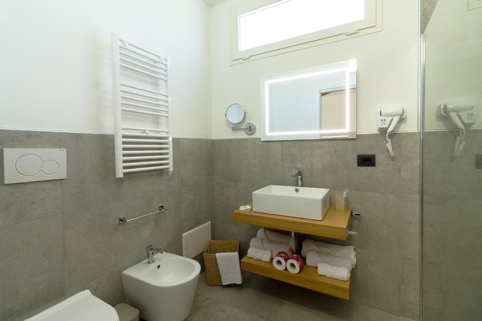 Sound Garden Charming Rooms Torre dell'Orso Exterior foto